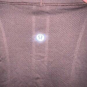 lululemon long sleeve top( mauve color)